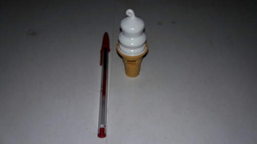 Silbato De Juguete Dairy Queen. (Usado)
