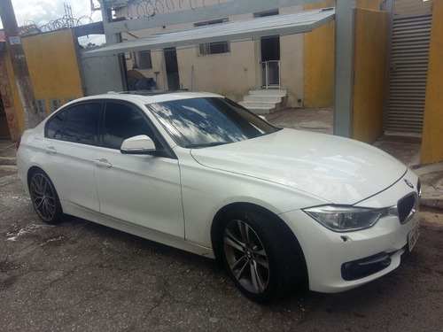 Bmw 328 I Completa. Carro De Leilão Ano 2014