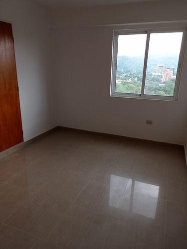 Imagen 14 de 14 de Yoligar Useche - Vende Apartamento En El Trigal Norte