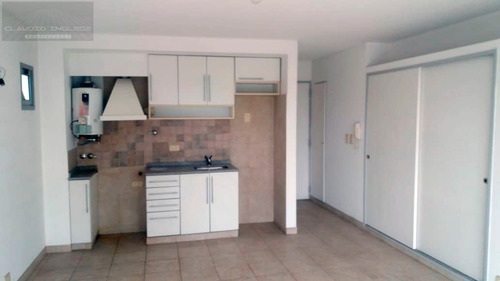 Imagen 7 de 9 de Venta De Monoambiente En San Justo.