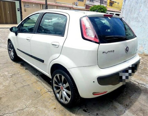 Fiat Punto 2013 1.6 16v Essence Flex 5p