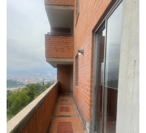 Apartamento 127m2 Con Terraza, Parqueadero Y Cuarto Útil En Unidad Completa Loma Del Indio