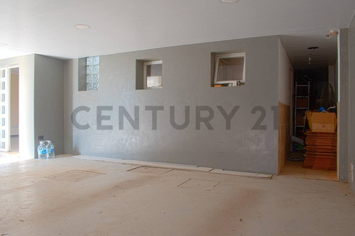 Casa En Venta Funes