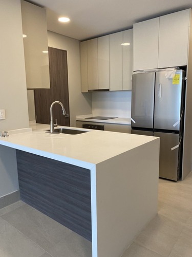 Departamento En Renta Torre Boreal Valle Oriente