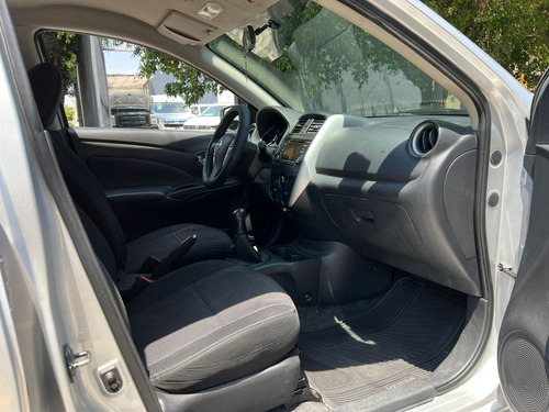 Nissan Versa 1.6 Advance Mt