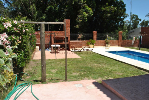 Imagen 3 de 25 de Venta De Casa De 3 Dormitorios En Pinares Cerca Del Mar