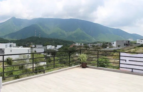 Casa En Venta En Carretera Nacional