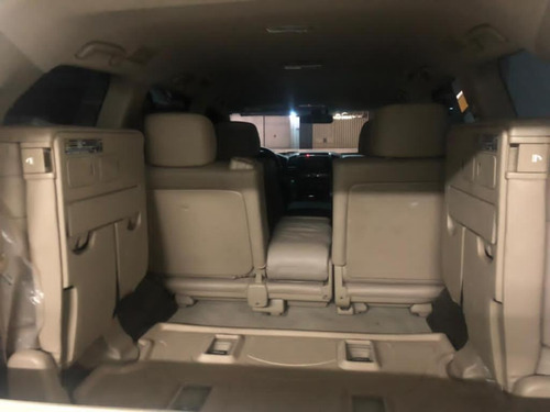 Toyota Land Cruiser V8
