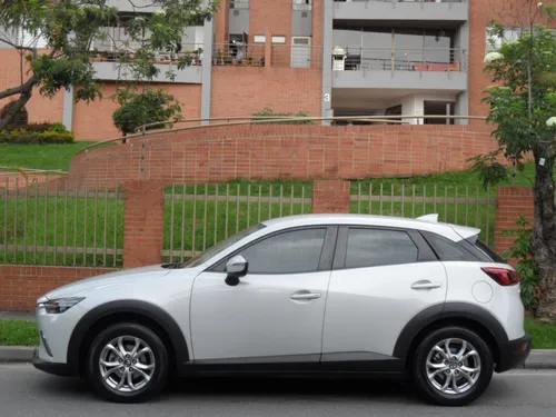 Mazda CX-3 TOURING 2.0 AUT. FULL E. CUERO