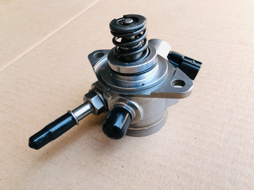 Imagen 3 de 9 de Bomba Alta Presion Gasolina 2012-2018 Ford Focus Cm5e9d376
