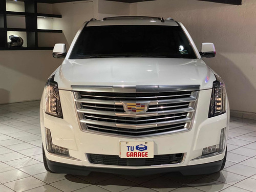 Imagen 3 de 11 de Cadillac Escalade 2016 6.2 Plinum 4x4 At 420 Hp
