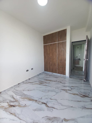 Imagen 3 de 20 de Venta De Apartamento En Buenaventura. Adlz