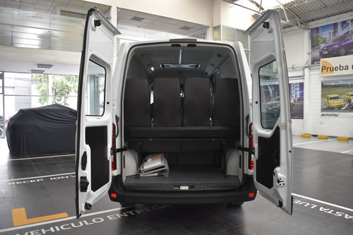 Renault Master 12+1