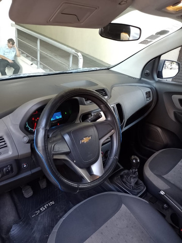 Imagen 4 de 16 de Chevrolet Spin Lt 1.8 Mt 2016 (y) Muy Buena