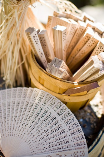 Imagen 4 de 4 de Abanicos De Bambu Chinos Para Recuerdos Fiestas Bautizo Boda