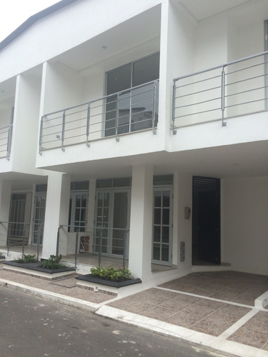Casa Villavicencio Estrenar