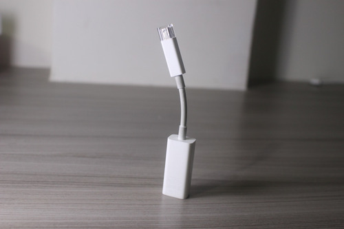 Adaptador Apple Thunderbolt A Gigabit Ethernet A1433