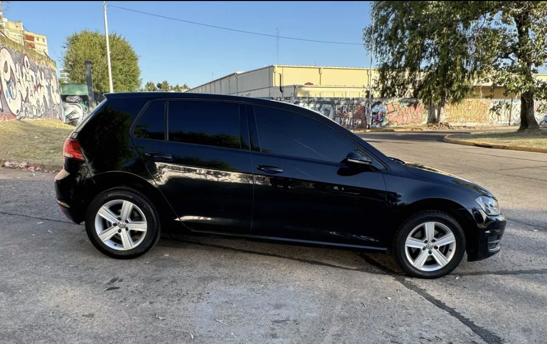 Volkswagen Golf 1.6 Trendline