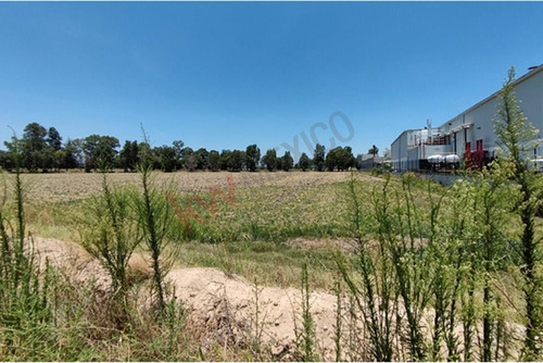Venta De Terreno Industrial De 2,002 M², Dentro De Parque Industrial Sobre La Carr. 57 (cdmx-qro...