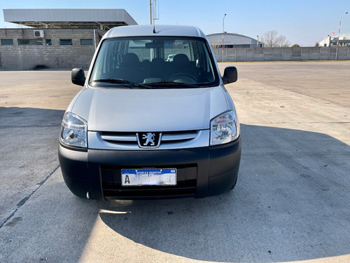 Imagen 3 de 7 de Peugeot Partner Confort 1.6 Hdi 5 Plazas