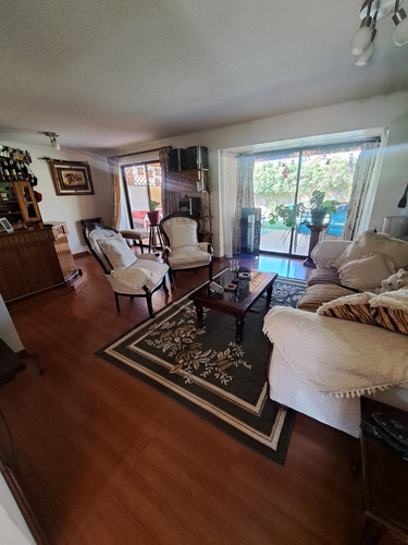 Jardines De La Viña, Hermosa Casa 3d+3b Patio Grande