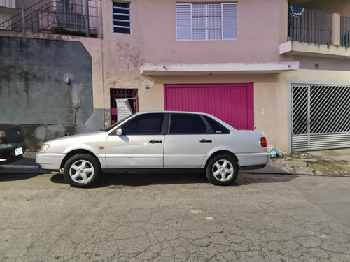 Imagem 1 de 3 de Volkswagen Passat Alemão B4 2.0 Mi