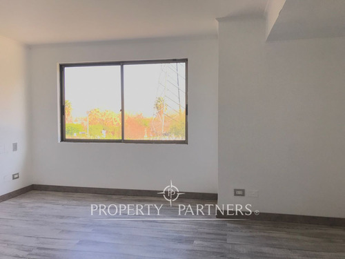 Casa En Completa Remodelación En Exclusivo Condomi...