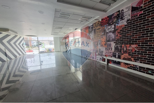 Local Comercial Arriendo