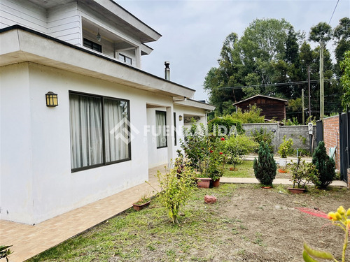 Casa En Venta 180 M2 + Cabaña 43 M2 En Quillón