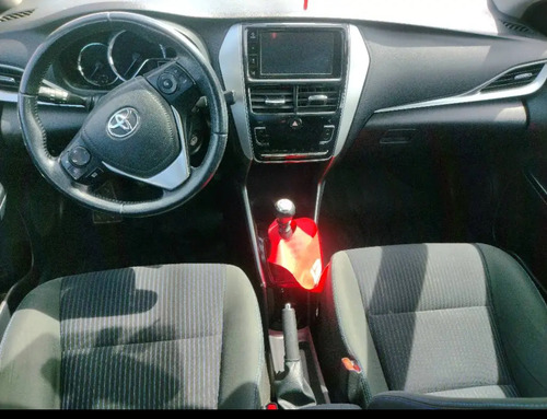 Toyota Yaris 1.5 107cv Xls Sedan