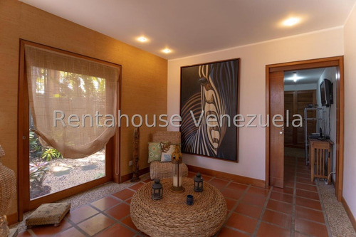Casa En Venta Caurimare Mls #25-5517 Bm
