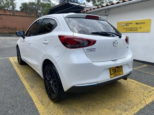 Mazda 2 1.5 Touring