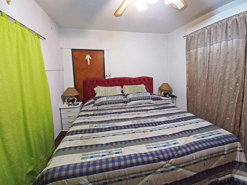 Venta Ph Al Fondo 4 Ambientes Con Patio Y Terraza En Parque Avellaneda