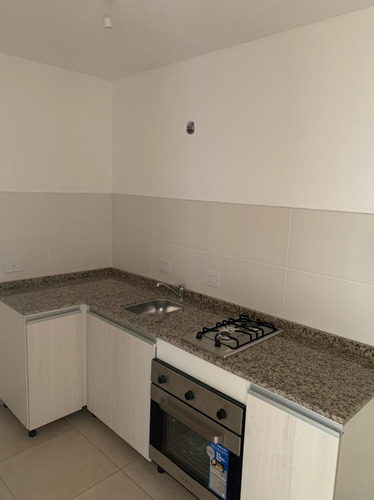 Imagen 3 de 14 de Departamento En Venta - 1 Dormitorio - Barrio Centro