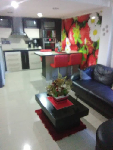 Imagen 2 de 25 de Casa En Venta Tipo Town House De 3 Niveles En Las Quince Letras