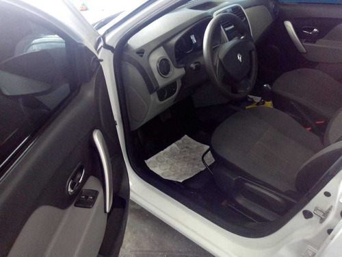 Renault Logan 1.6