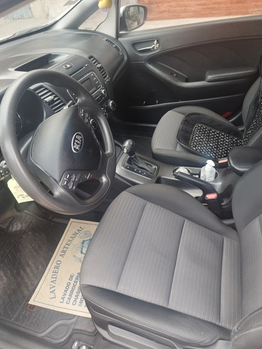 Kia Cerato 1.6 Ex At6