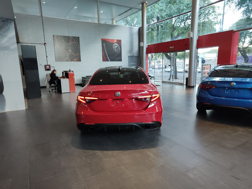 Alfa Romeo Giulia 2.0 280cv Veloce