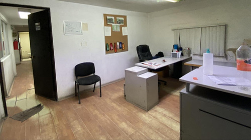 Imagen 8 de 10 de Bodega En Renta De 650 M2 Con 180 M2 Oficinas En Conjunto