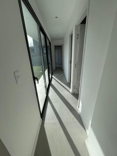 Casa En Venta De 3 Dormitorios En Piedra Del Chileno (ref: Bpv-9125)