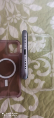 Apple Iphone 11 (64 Gb) - Morado - Perfecto Estado Morado (Usado)