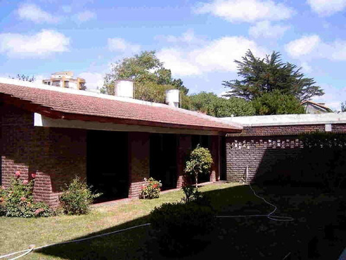 Imagen 18 de 30 de Alquiler Departamentos 2 Ambientes Villa Gesell A 1 Cuadra De La Playa. Paseo 129 Y Av 1 Y Paseo 133 Y Av 1 Leer Descripción