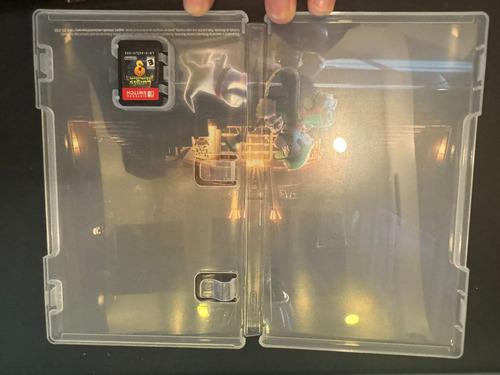 Luigis Mansion 3 Nintendo Switch Físico. Seminuevo (Usado)