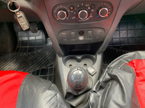 Renault Sandero 1.0 12V SCE FLEX AUTHENTIQUE MANUAL