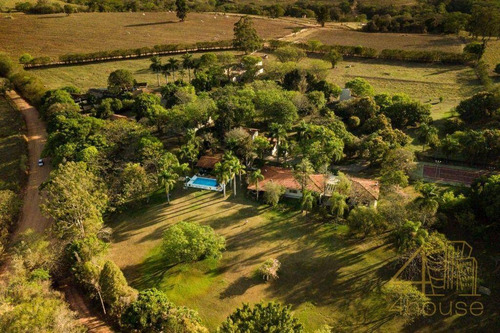 Imagem 3 de 30 de Sítio Do Samba Em Jumirim. Cercado De Muito Verde, Área Gourmet, Piscina, Spa, Salão De Jogos, Apto De Hóspedes E Muito Mais. - Si0007