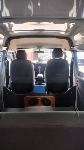 Volkswagen Kombi 1.4 Standard Total Flex 3p