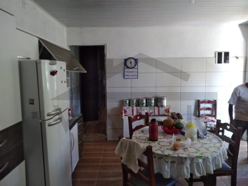 Imagem 14 de 28 de Chácara Modesta Com Boa Localização!!! - 272 - 69892463