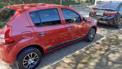 Imagem 3 de 7 de Renault Sandero 2012 1.0 16v Expression Hi-flex 5p