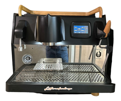 Cafetera Espresso Touchscreen Crm3107