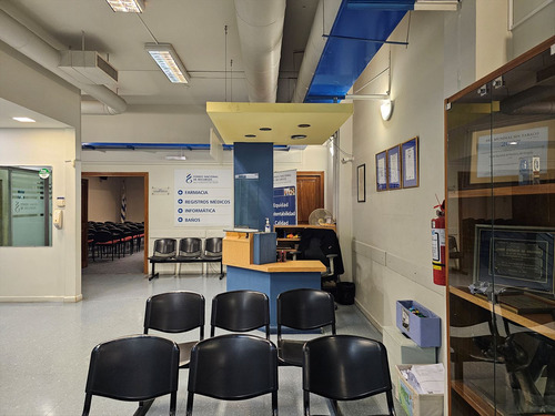 Oficina - Alquiler O Venta - Centro - Oportunidad